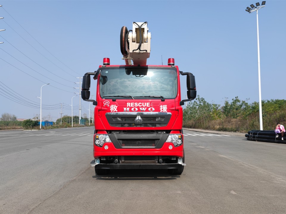 25米舉高噴射消防車(chē)圖片